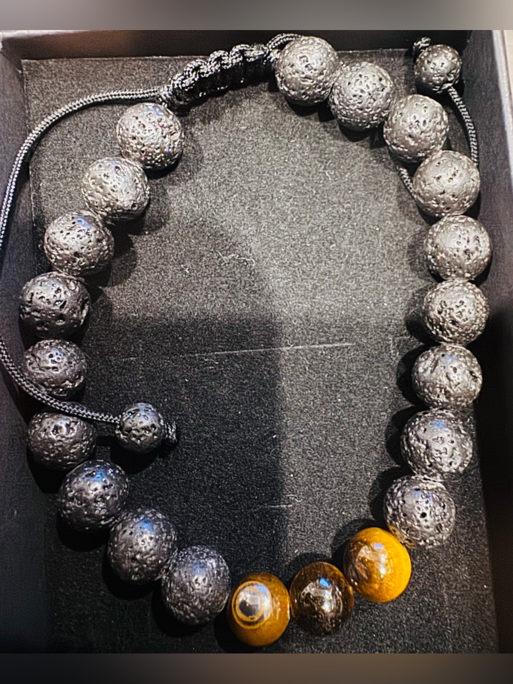 Lava Rock Round Stone and Tiger eye Bracelet Adjustable BNWT Confidence Courage